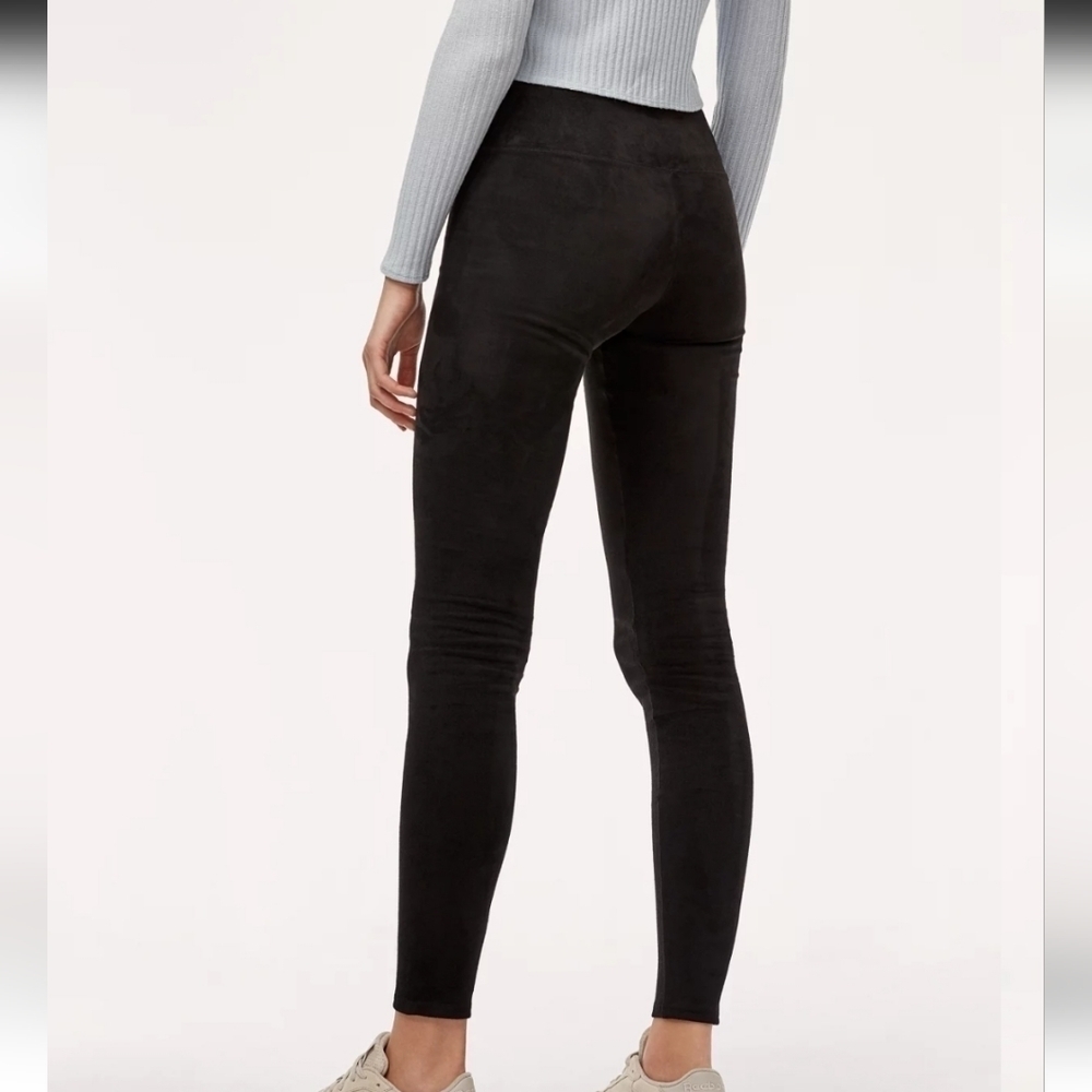 Aritzia Wilfred Free Daria Full Lenght Black Leggings Vegan Pant Size M